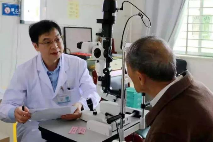 老花眼鏡怎么配更好？